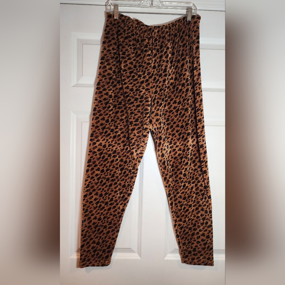Jason Maxwell Stretchy Leopard Print Velour Leggings M